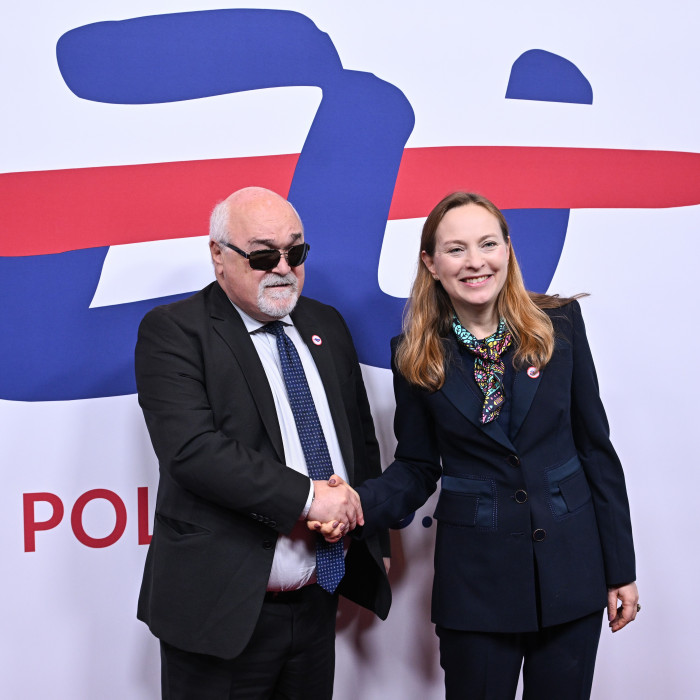 Η υπουργός Αναπτυξιακών Ταμείων και Περιφερειακής Πολιτικής της Πολωνίας Katarzyna PEŁCZYŃSKA-NAŁĘCZ με τον κ. Ι. Βαρδακαστάνη